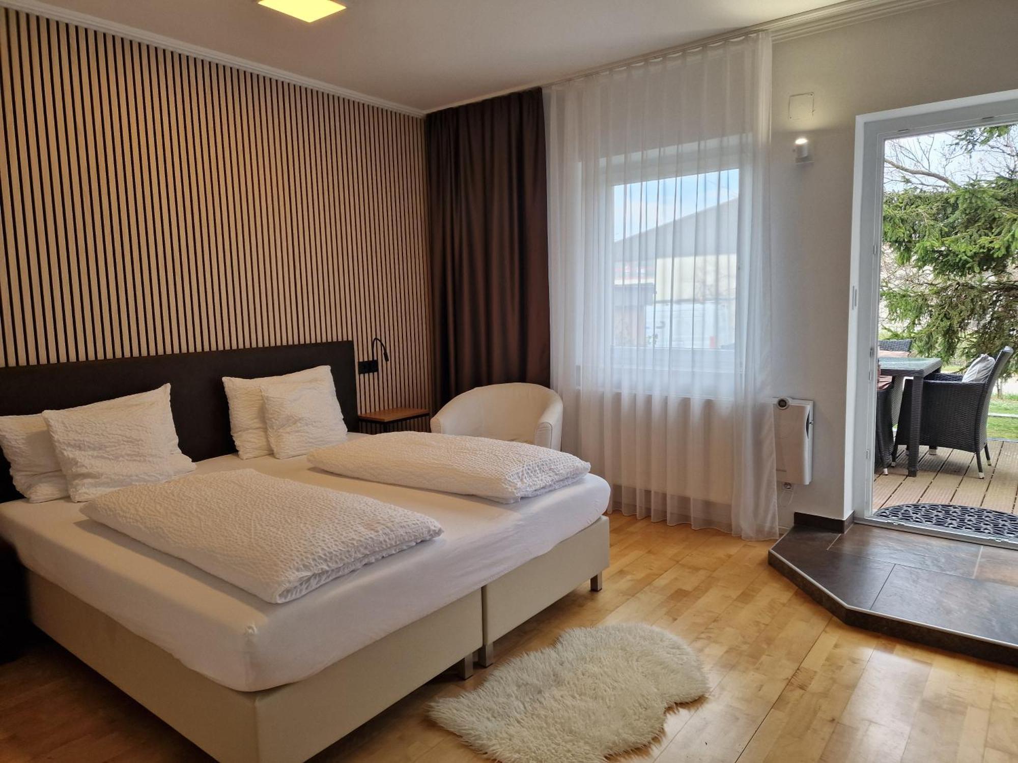 Hotel Maria Gramatneusiedl Exterior photo